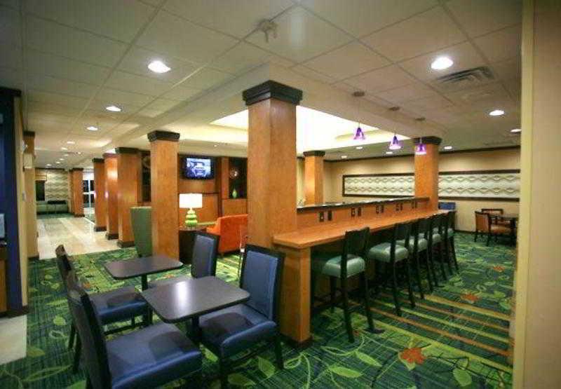 Fairfield Inn And Suites By Marriott Lakeland Plant City Restaurace fotografie
